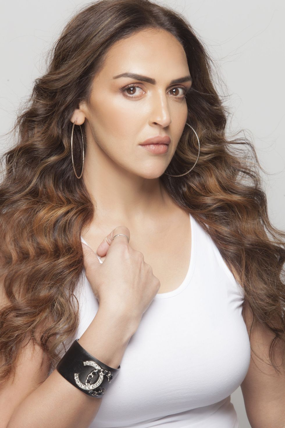 11. Esha Deol 25