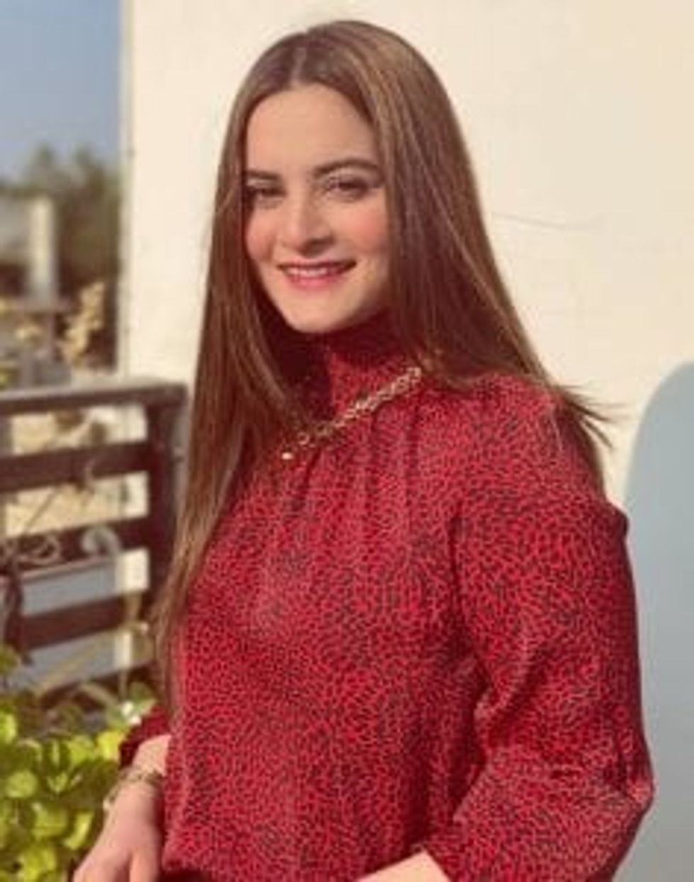 15. Aiman Khan 005