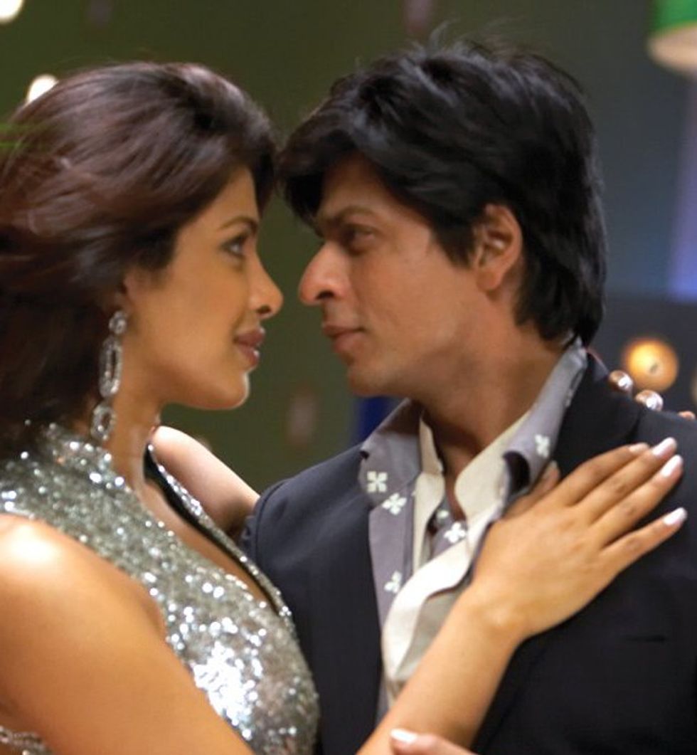 5. Don The chase begins again priyanka chopra shah rukh khan 019