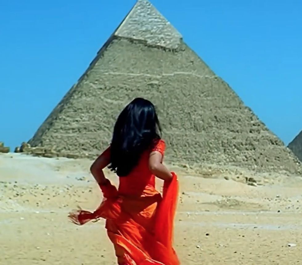 7. Egypt Suraj Hua Maddham 215