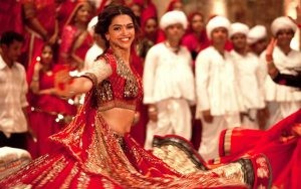 8. Nagada Sang Dhol Goliyon Ki Raasleela Ram leela 705e5e