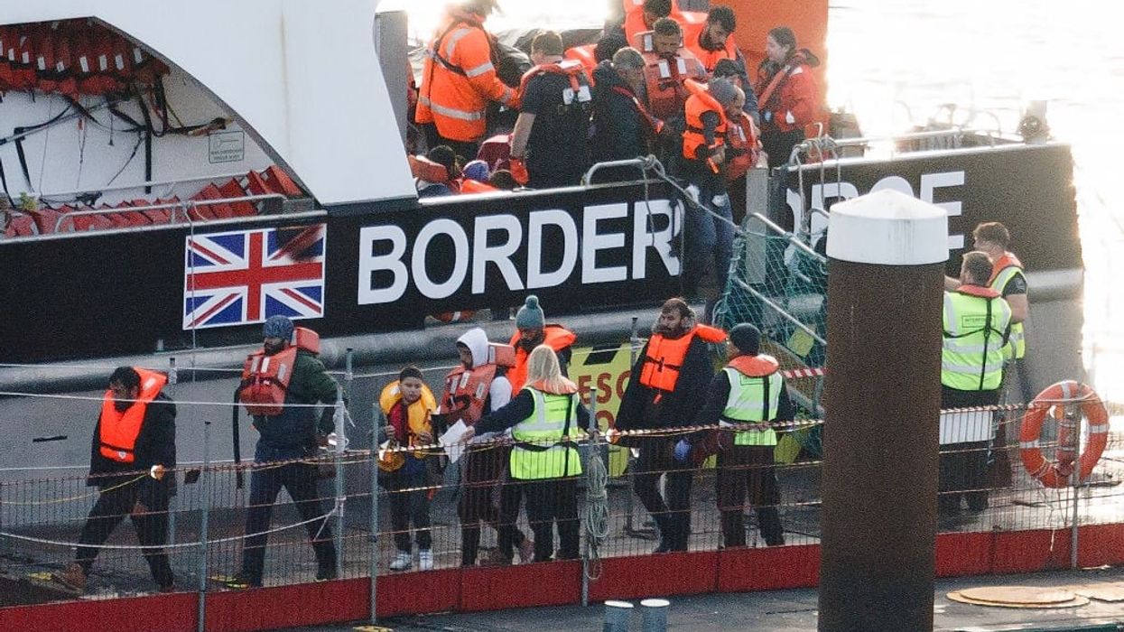 UK channel crossings top 30,000 in 2024