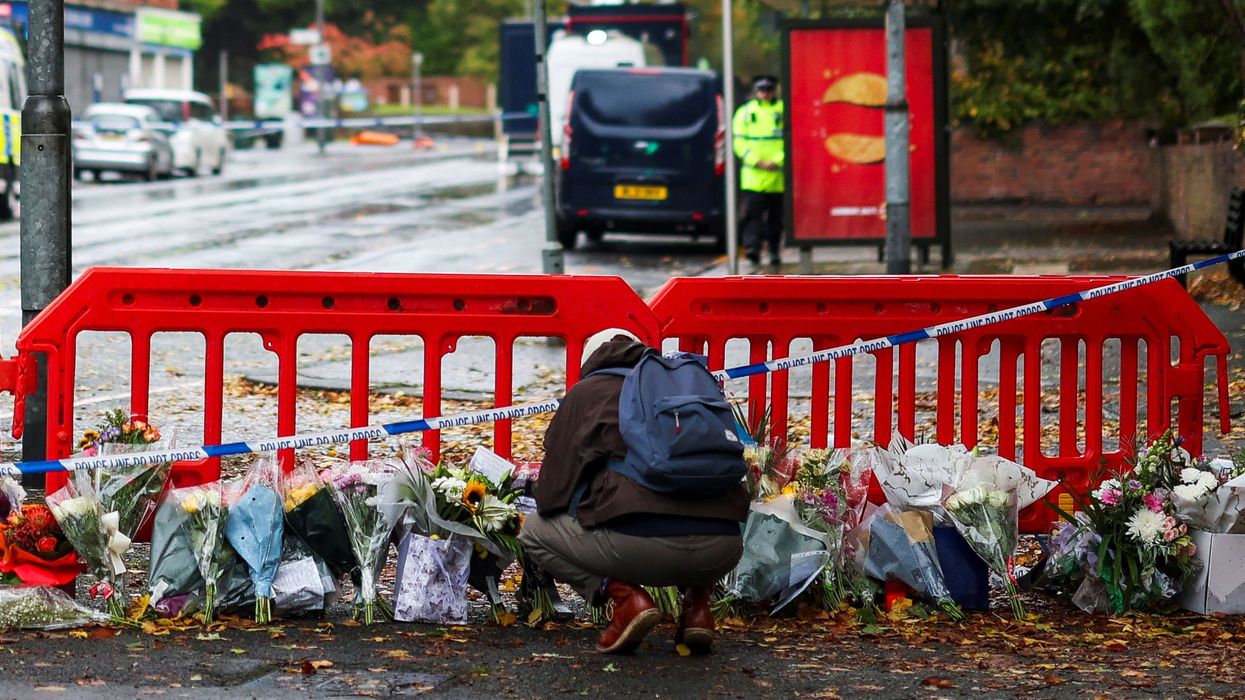 Police suspect 'radical Islam link' to Manchester synagogue attack