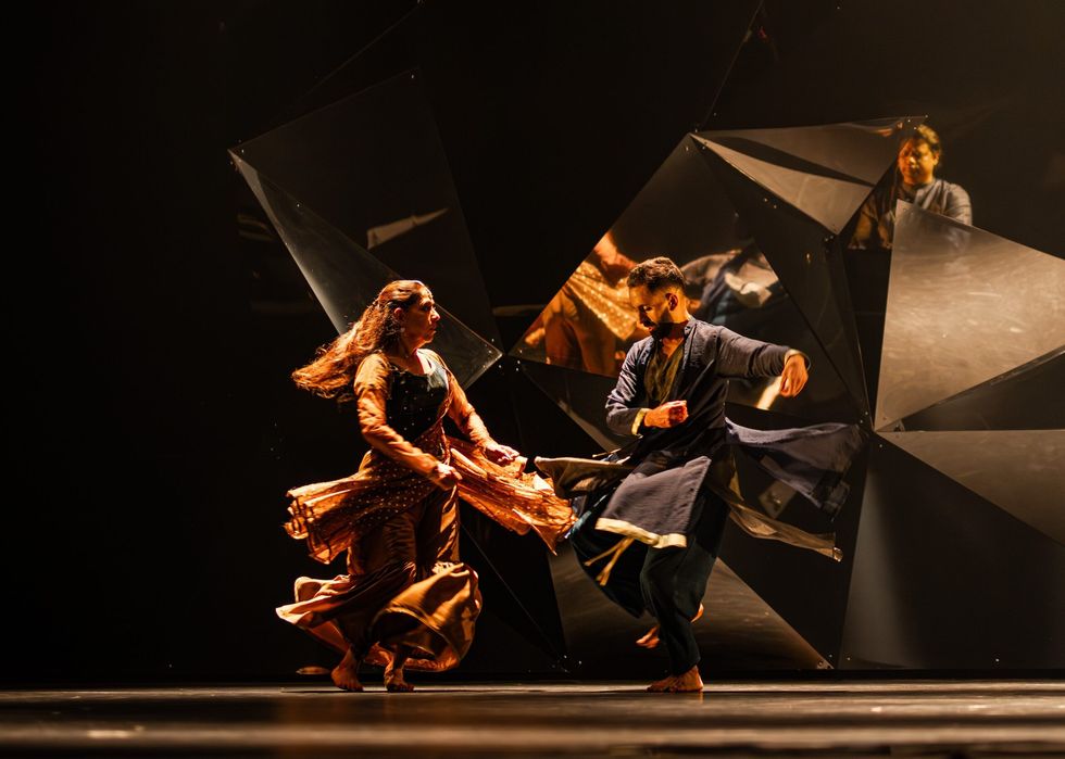 Aakash Odedra Aditi Mangaldas Mehek photo Angela Grabowska 7