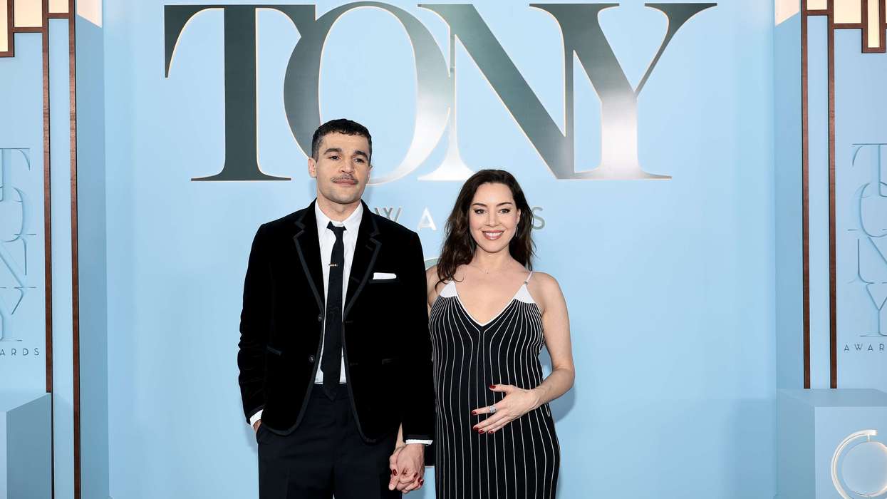 Tony Awards 2026: Aubrey Plaza and Chris Abbott make red-carpet debut as 'Death of a Salesman' dominates the night