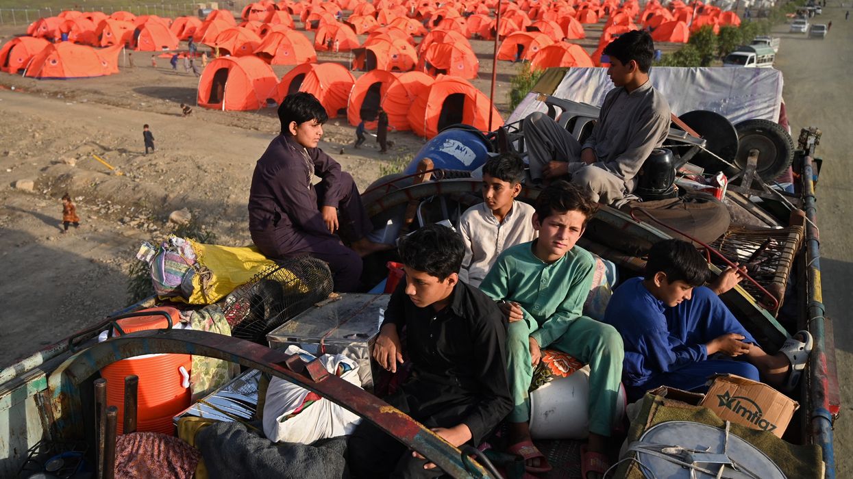 Afghan exodus soars as Pakistan deadline nears
