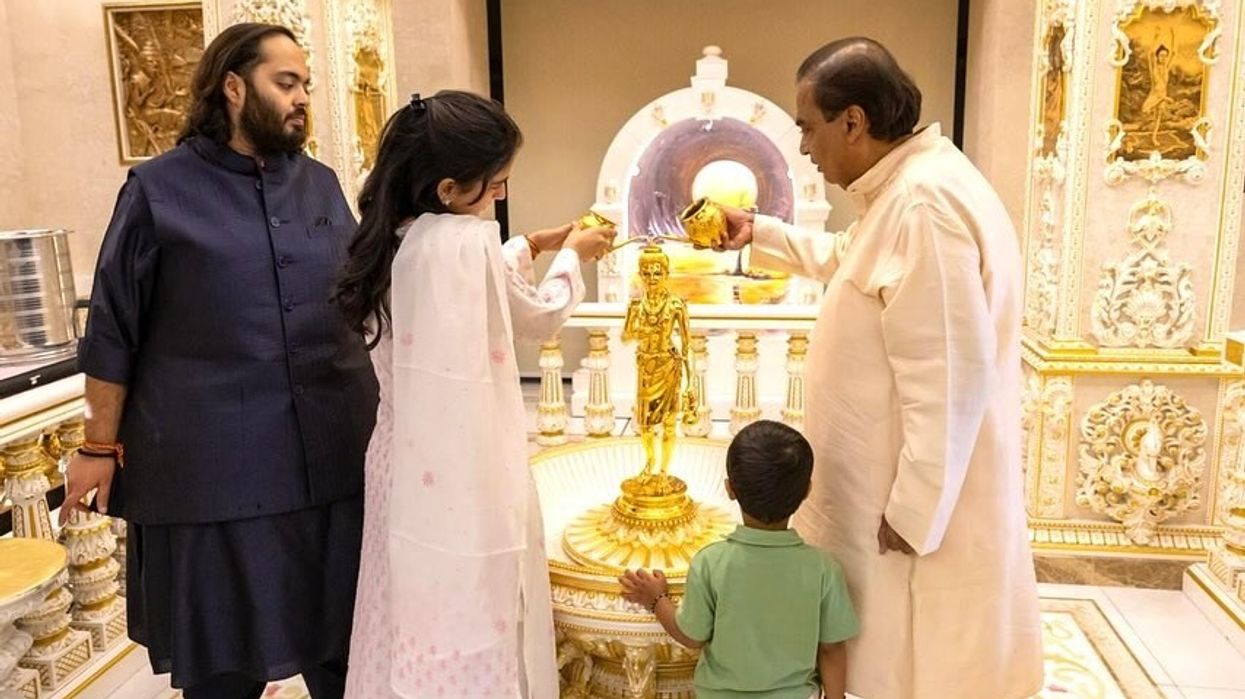Ambanis-BAPS