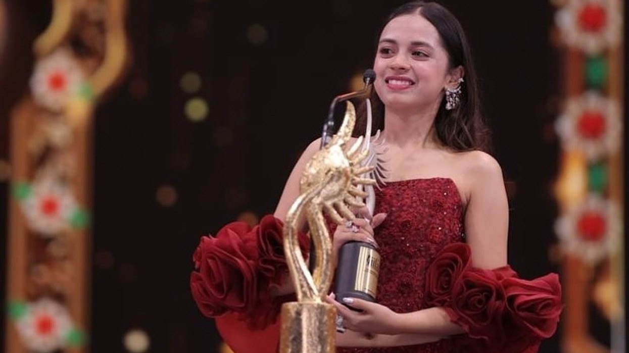 Nitanshi Goel Wins Best Actress at IIFA 2025 at 17 | EasternEye