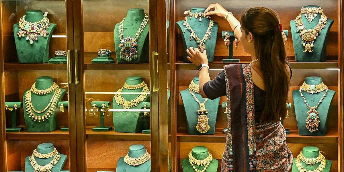 Indian gold investment demand surges despite price rally