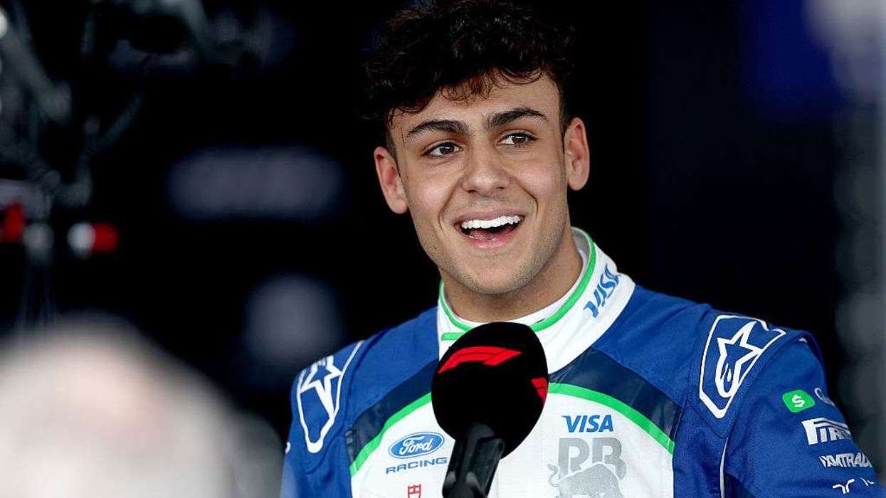 Arvid-Lindblad-f1-debut