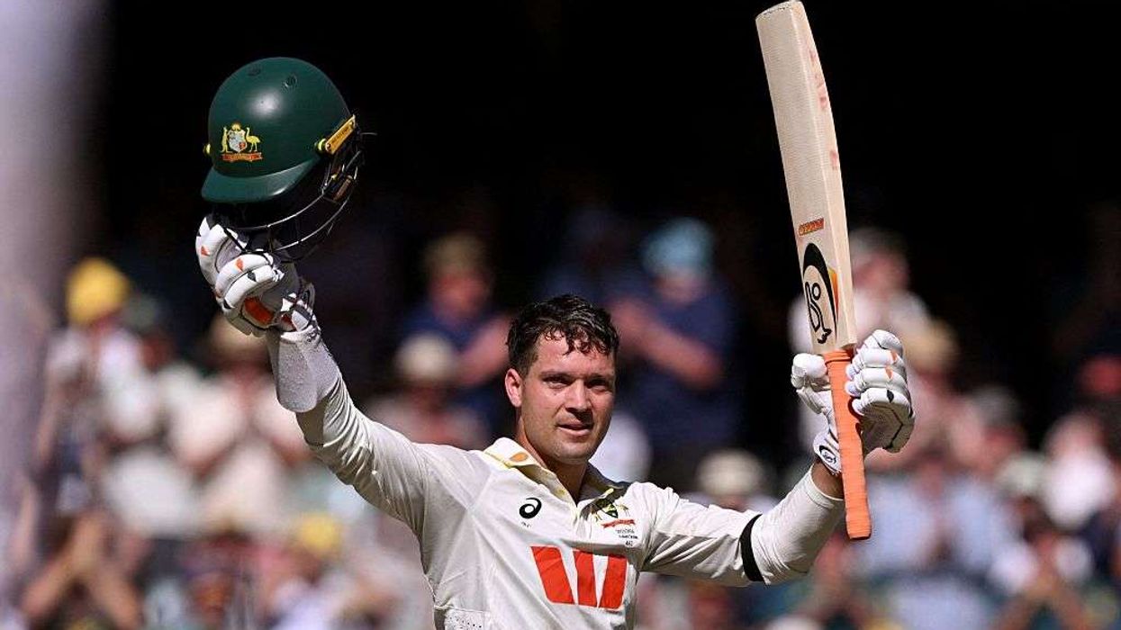 Alex Carey's controversial century puts Australia on top in third Ashes Test