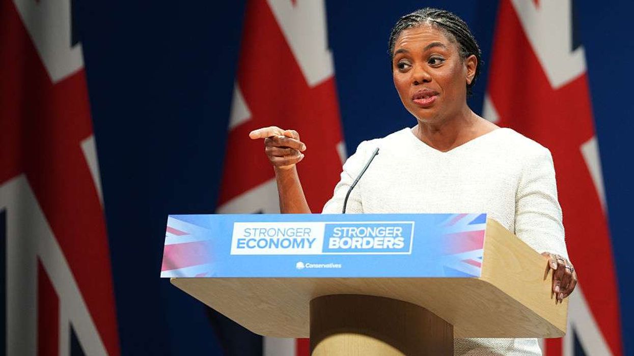 Badenoch legally settled migrants