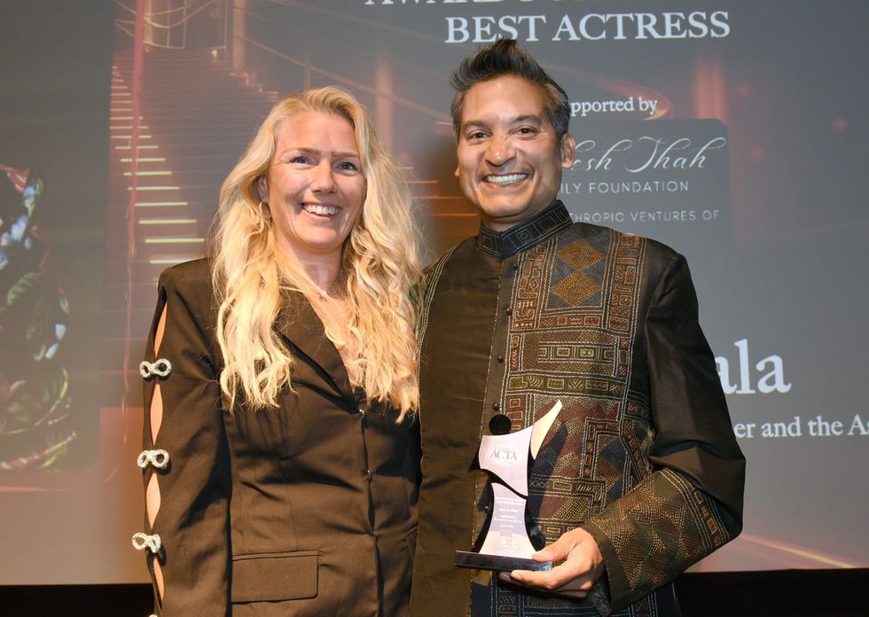 BEST ACTRESS Aysha Kala but collected by Raj Ghatak on right Eastern Eye Arts Culture and Theatre Awards 023