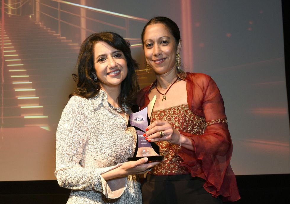 BEST PRESENTER winner Kavita Puri with Sangita Myska Eastern Eye Arts Culture and Theatre Awards 021 Copy