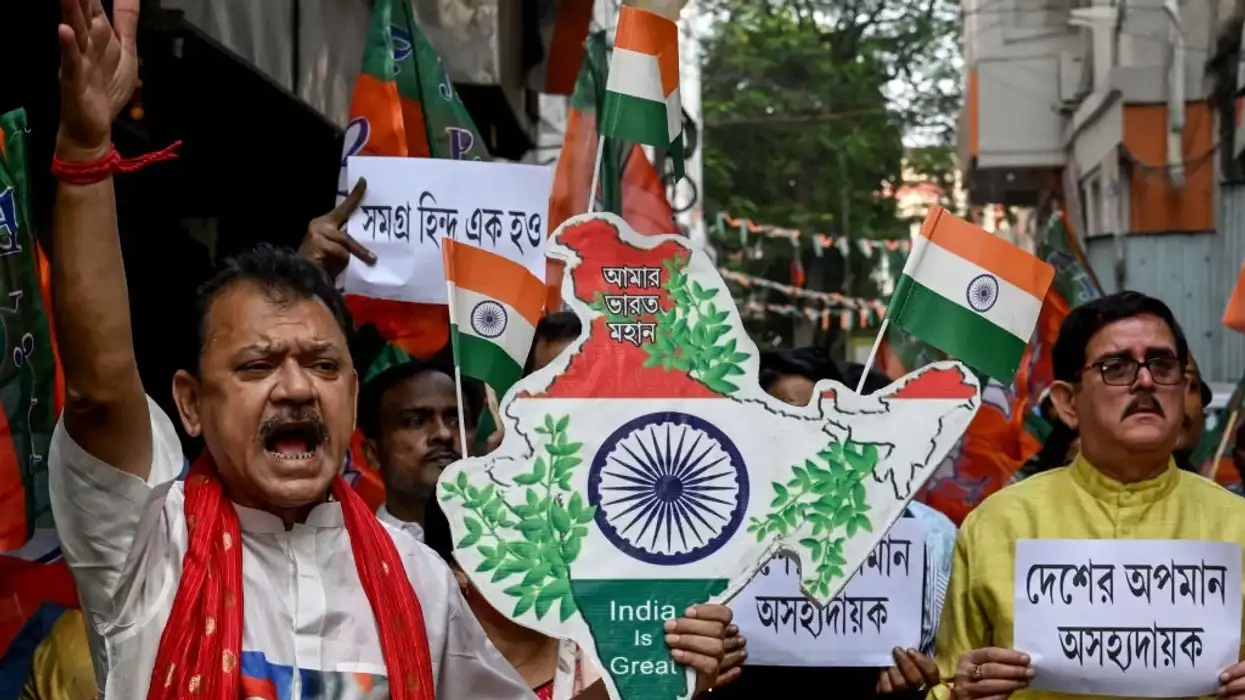 Hindu group storms Bangladesh consulate, seven detained