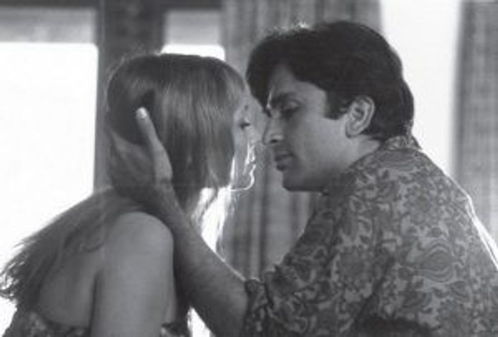 Bombay Talkie 48ca65