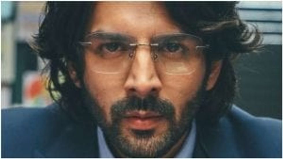 Box Off Dhamaka kartik aaryan