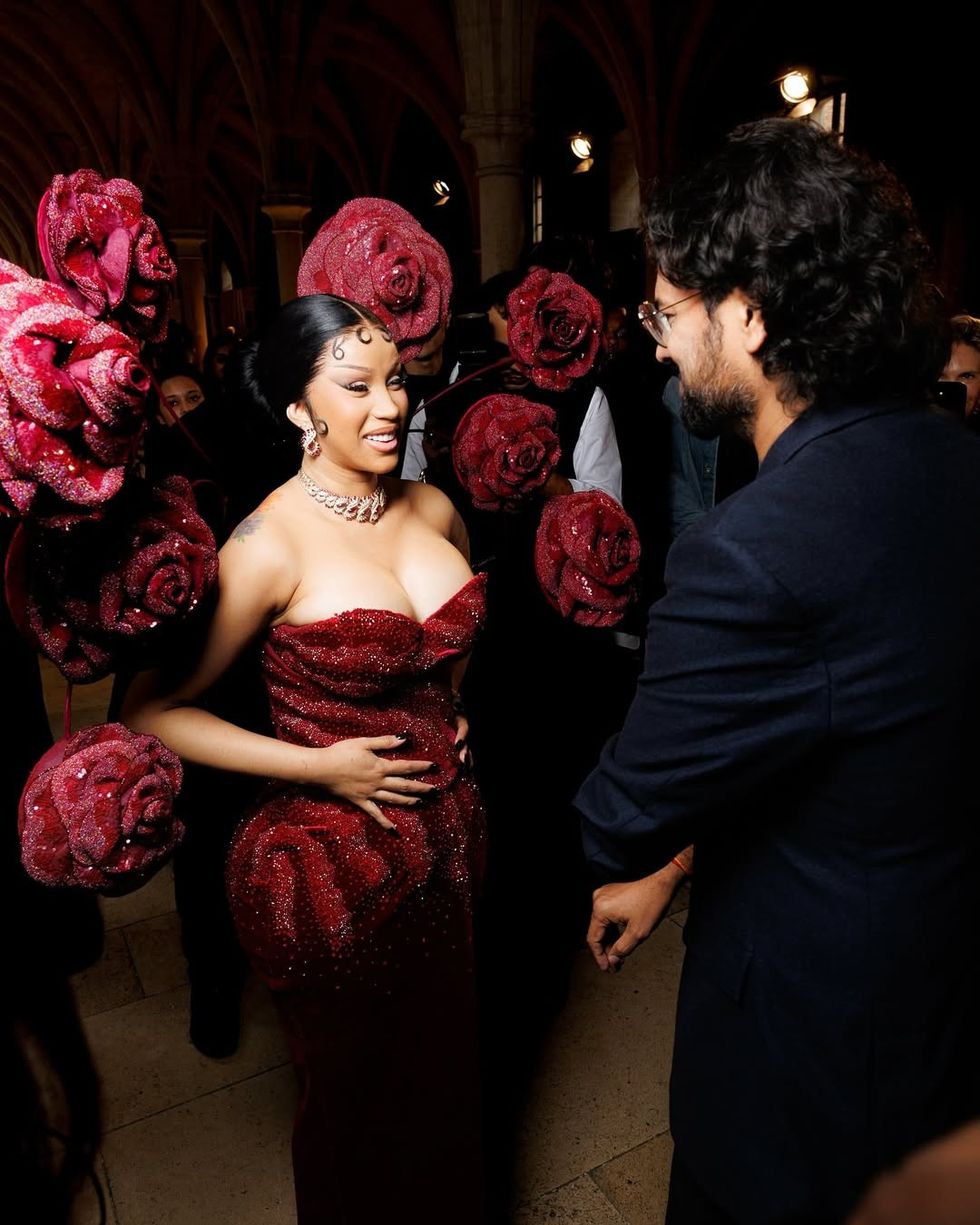 Cardi B wears blooming 3D flowers