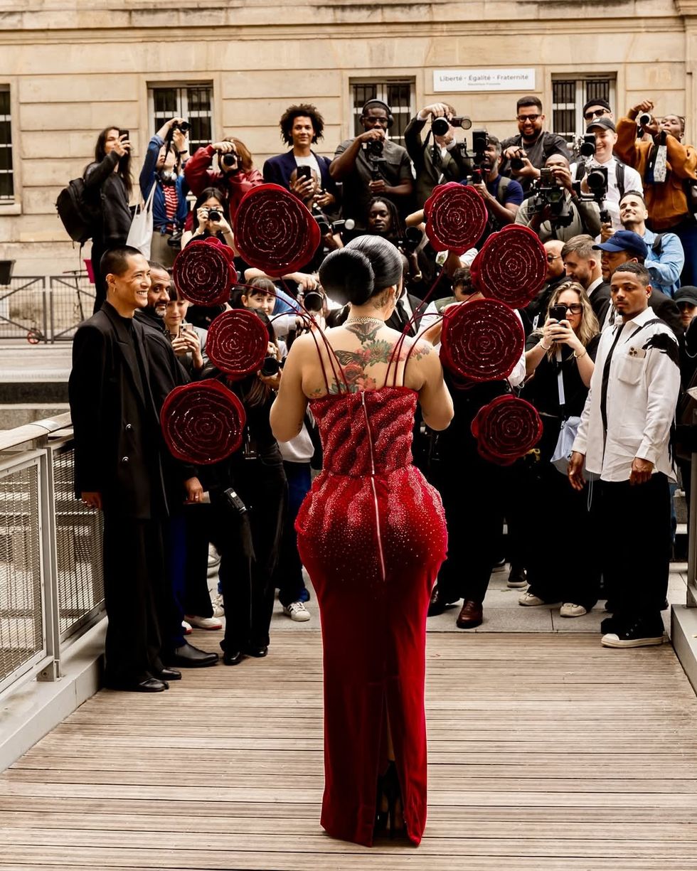 Cardi B wears blooming 3D flowers