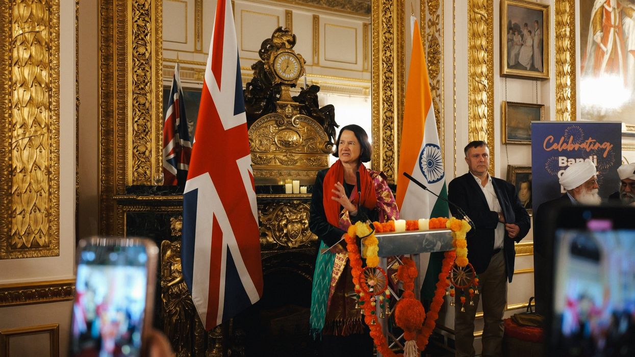 ‘UK celebrates Diwali with hope for magic moment’