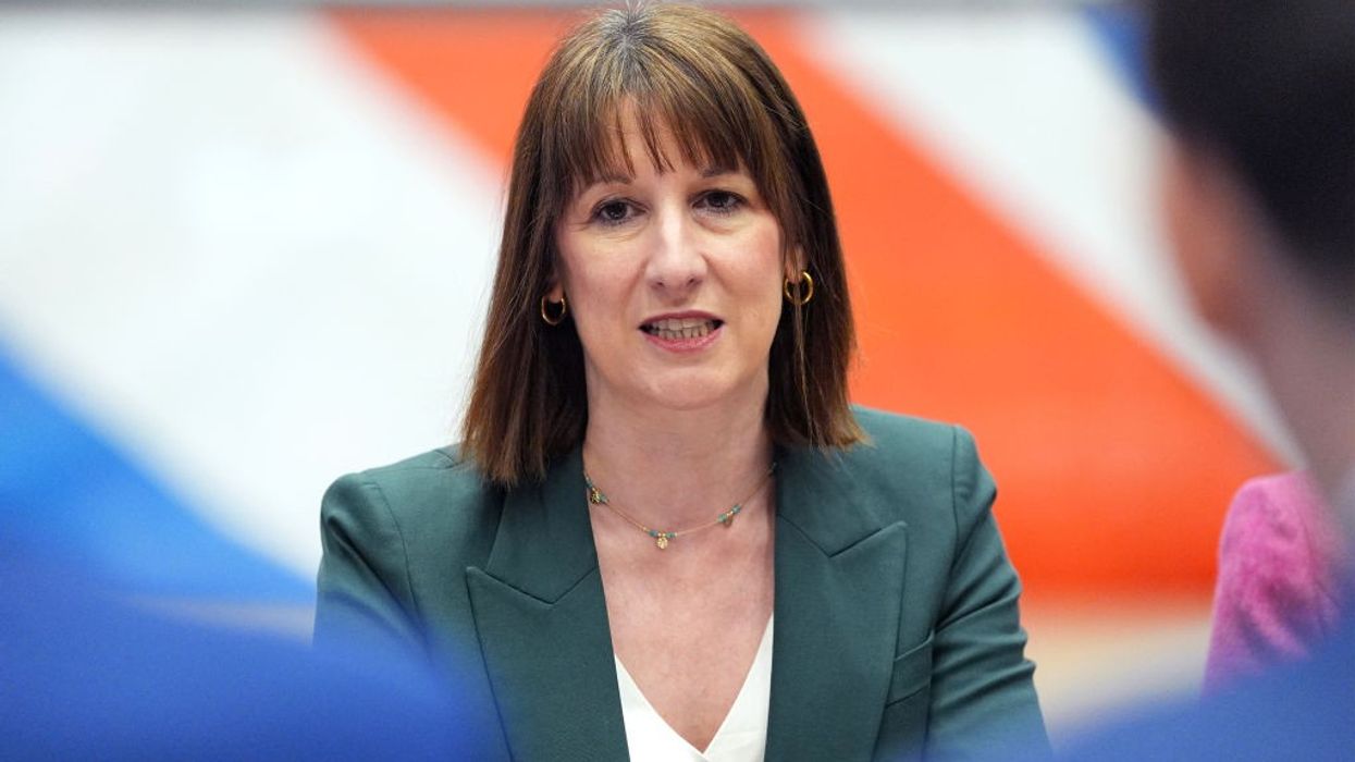 UK economy contracts unexpectedly in January