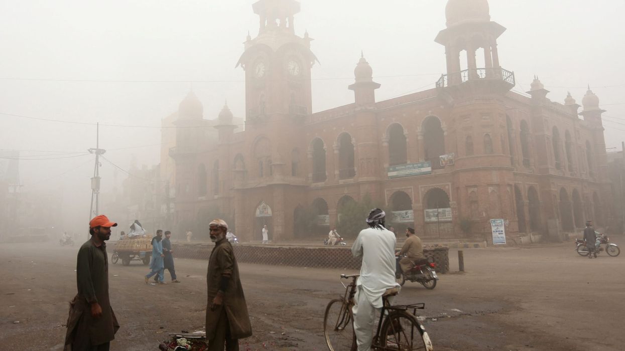 Pakistan’s Punjab enforces bans outdoor activities to combat alarming air pollution