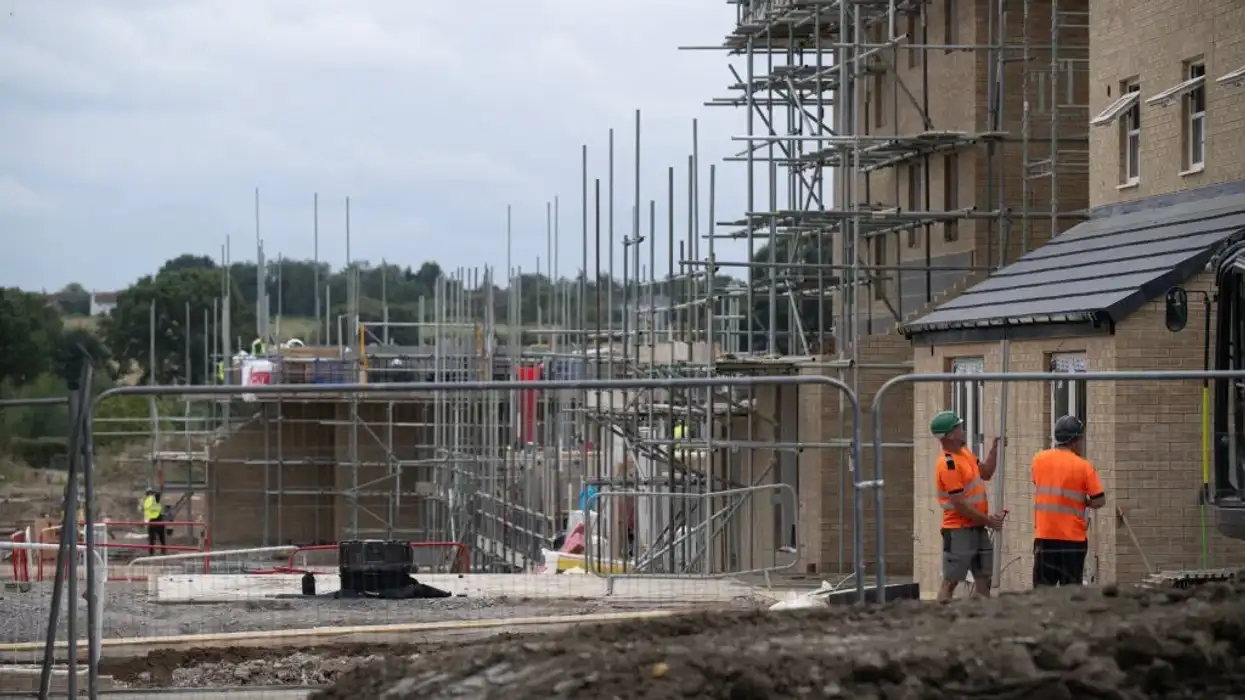 Migrant workers key to meet housing target, warn builders