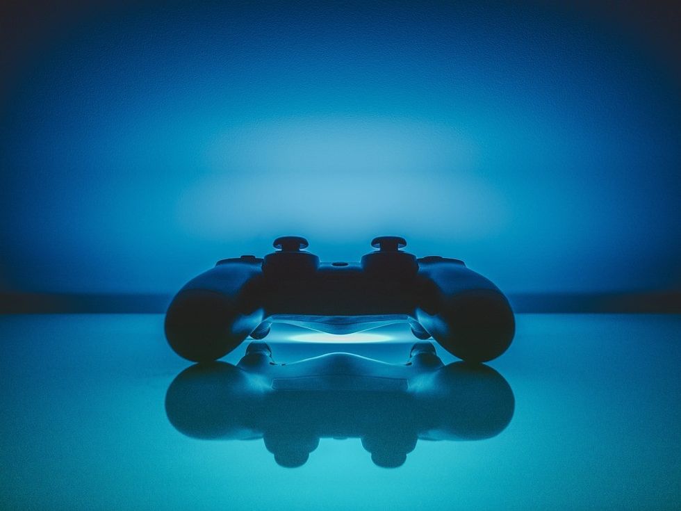 controller 2618897 960 720 1