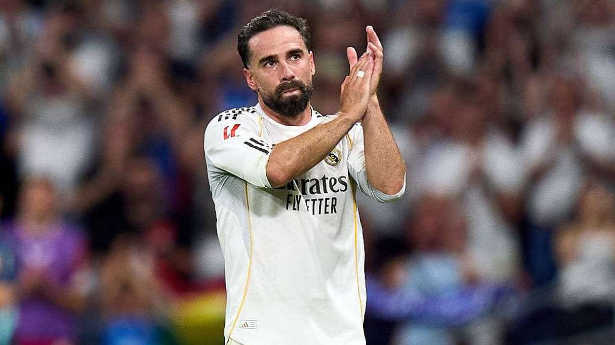 Liverpool right-back signing offered for free, but a squad rule could block it