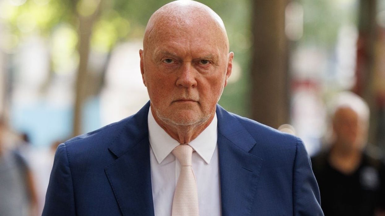 Allan Leighton returns to revive Asda