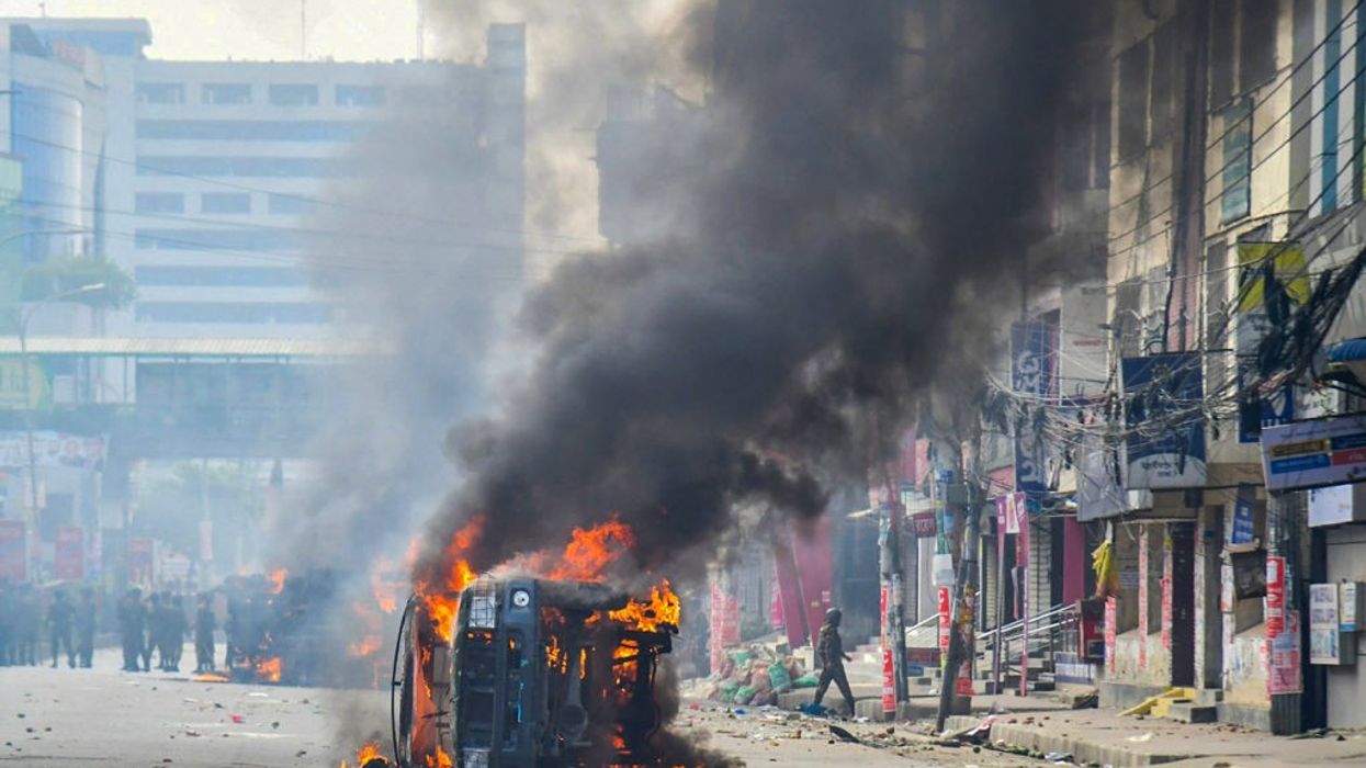 Bangladeshi garment workers clash with police