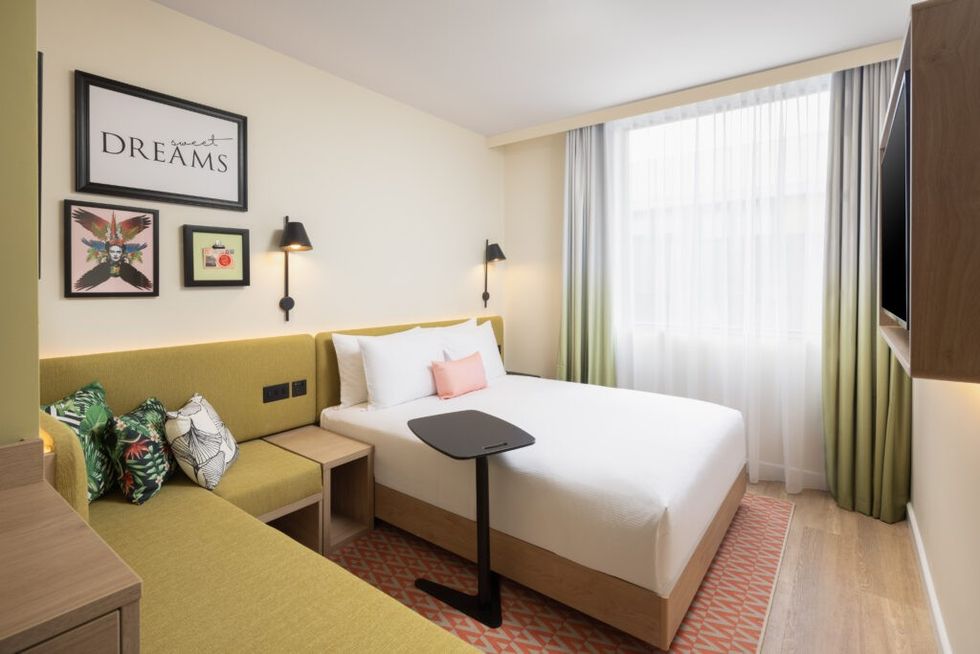 Hampton by Hilton by Westcombe 2