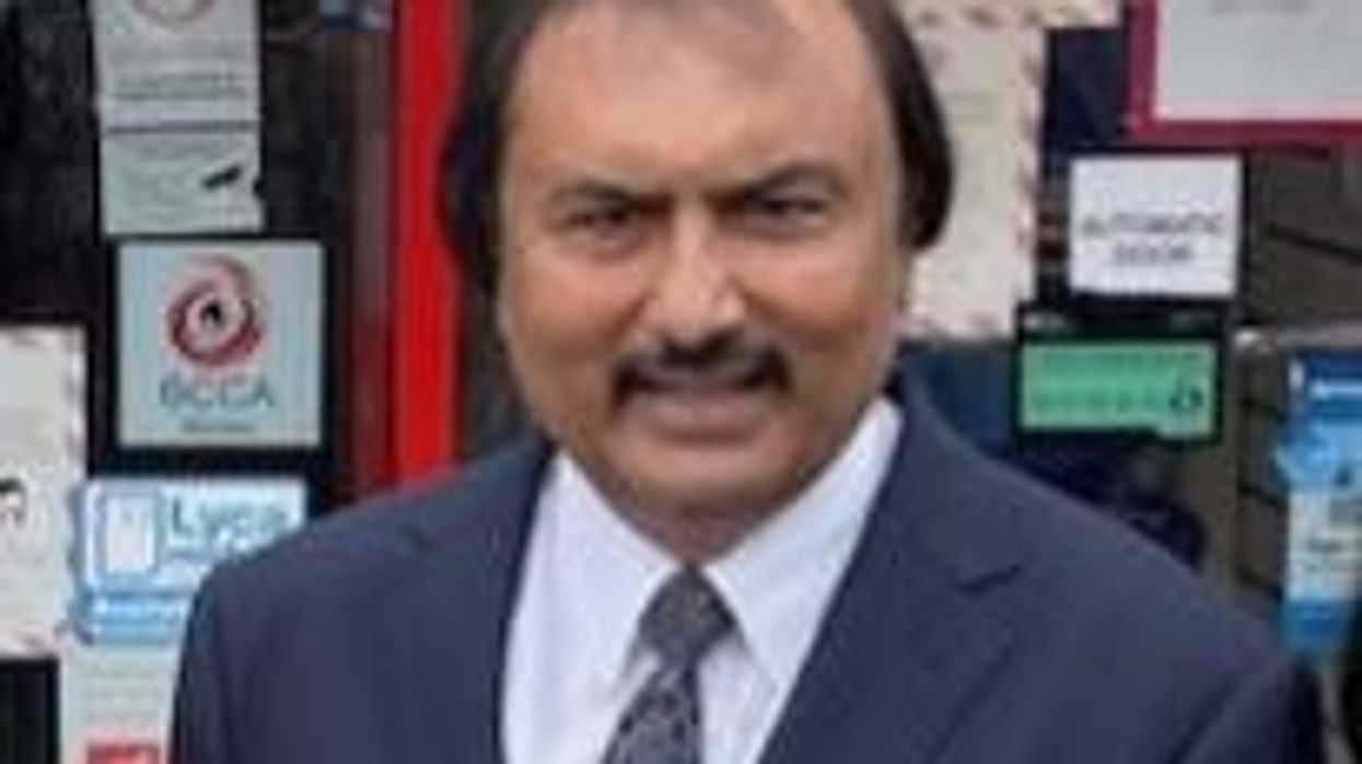 Postmaster Hemandra Hindocha receives royal recognition