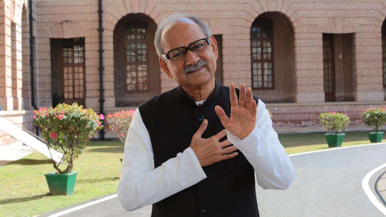 'Chak De! India' actor Ramakant Dayama passes away as Shubhangi Latkar shares emotional tribute