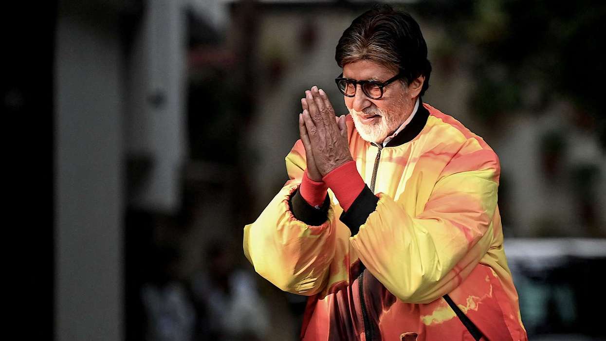 Amitabh Bachchan steps back from work with a message to fans after recent knee injury
