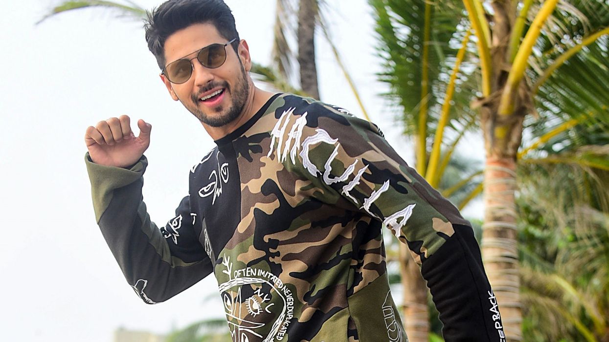 Sidharth Malhotra likely to join Amitabh Bachchan on the cast of Aankhen 2