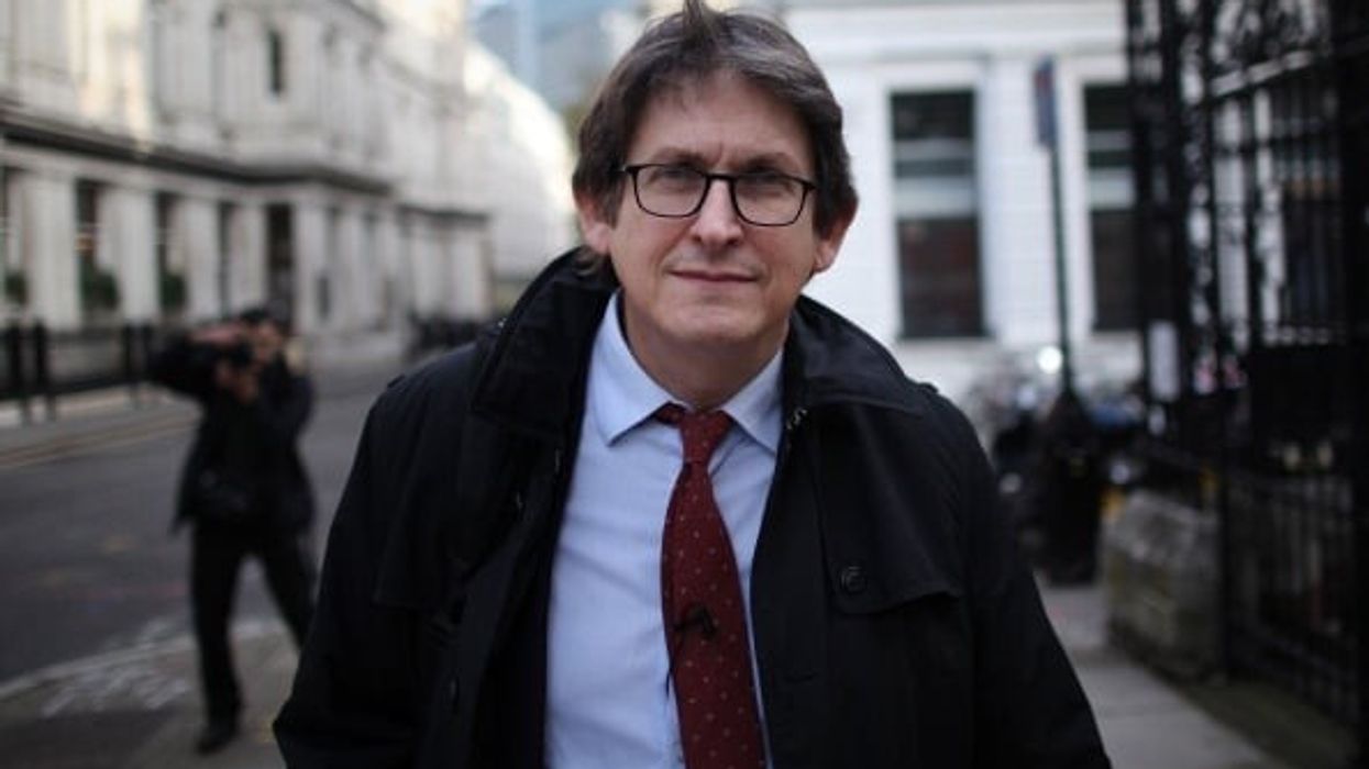 Ex-editor argues for more ethnic voices in newsrooms to counter racial stereotyping