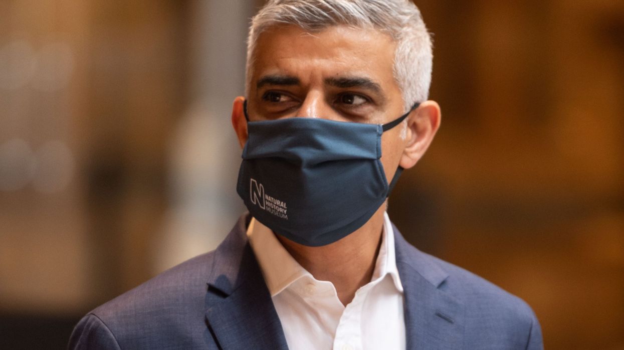 Sadiq Khan calls to retain use of masks on public transport in London