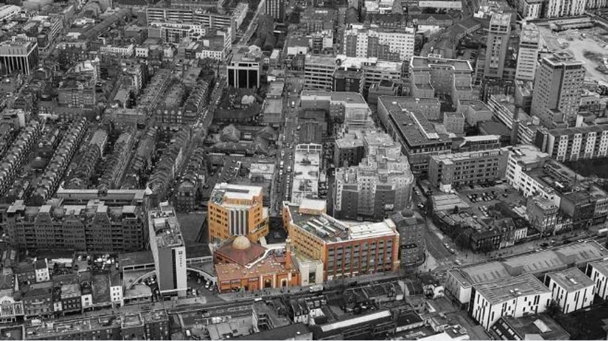 East London Mosque urges people to take the Covid-19 vaccine to save lives