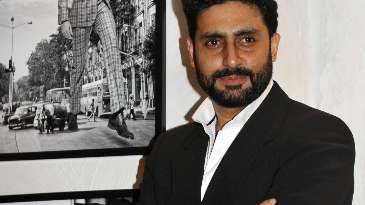 Abhishek Bachchan picks up rights to Tamil film Oththa Seruppu Size 7