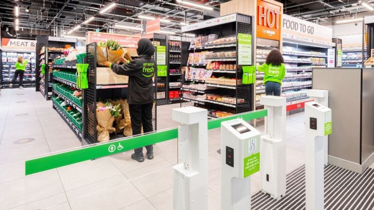 Amazon to create 10,000 more jobs in Britain