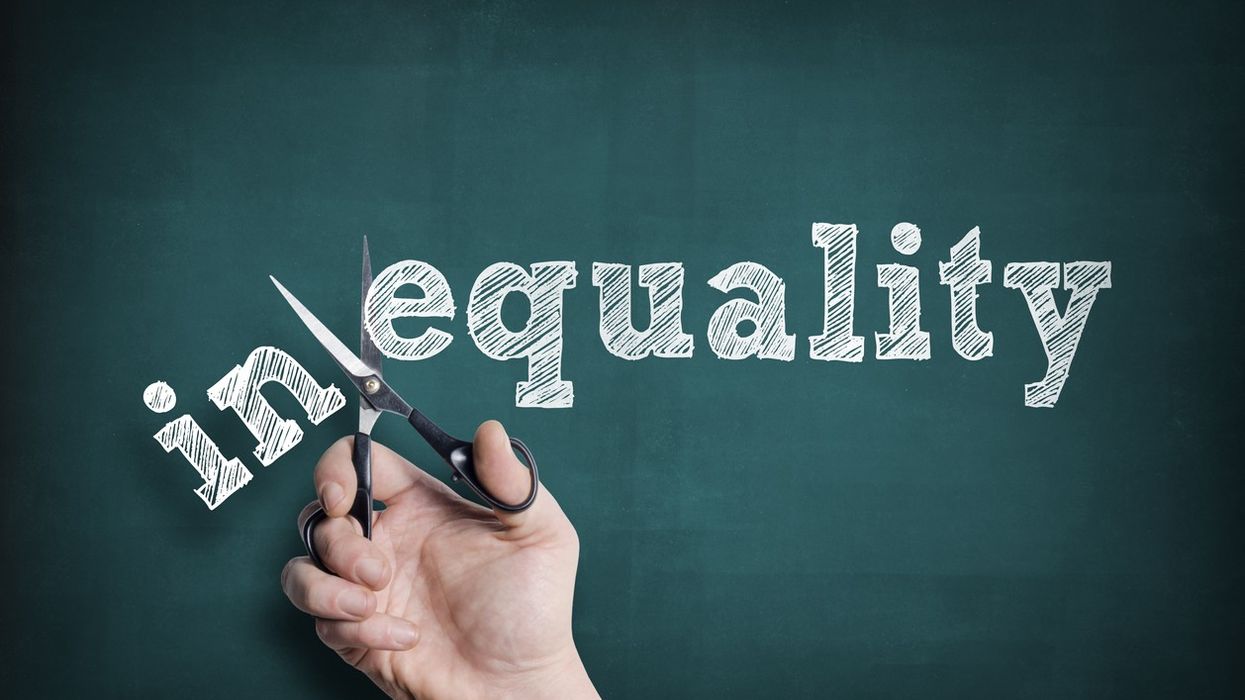 New report reveals poor female and minority representation in British retailers