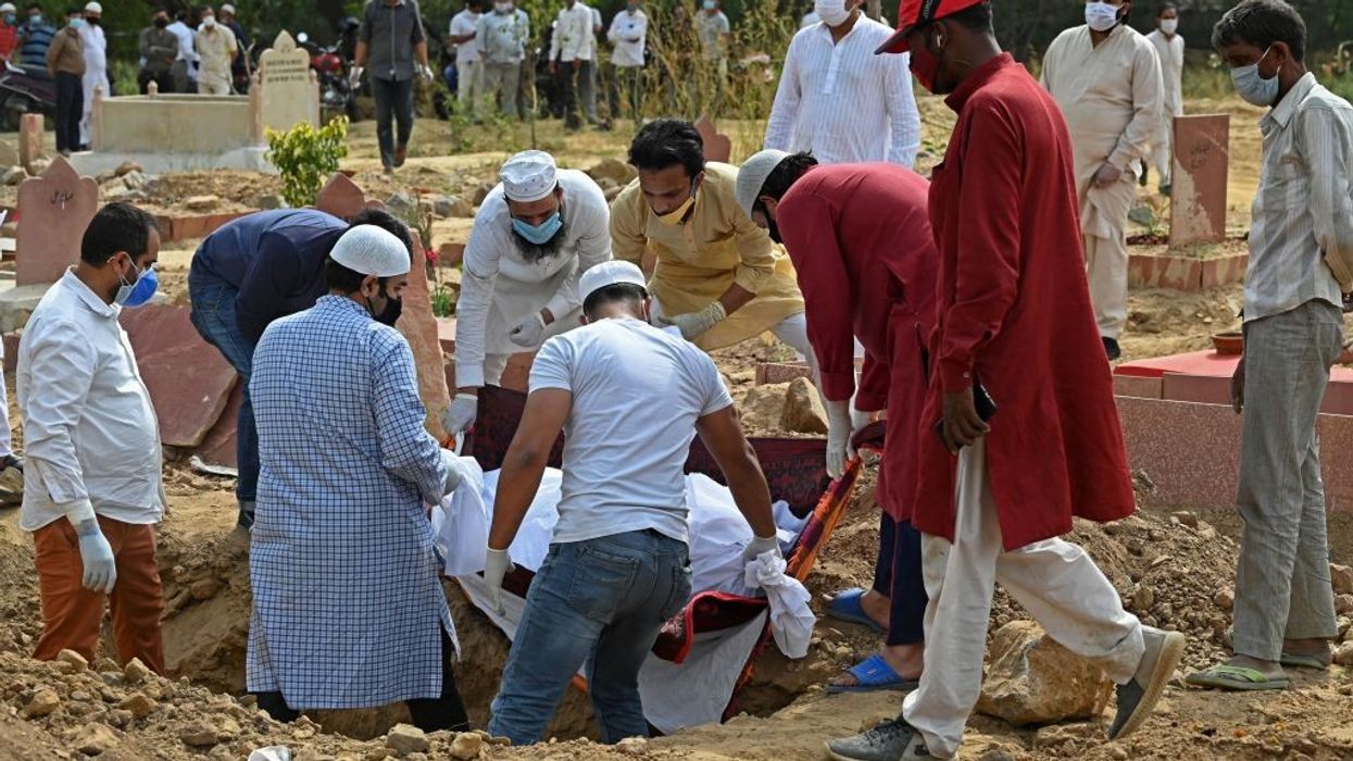 India's capital imposes night curfew as Covid-19 cases surge