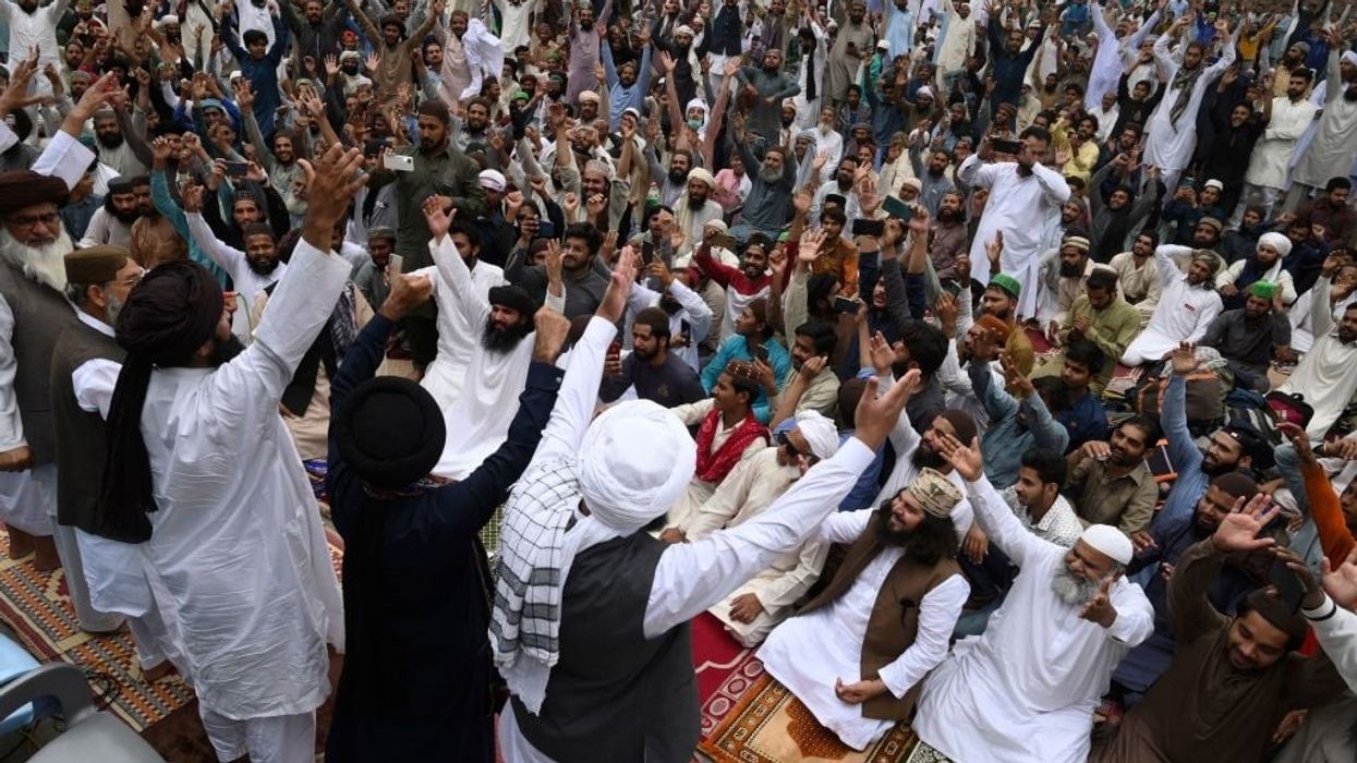 Pakistan restores social media apps after temporary block on security grounds