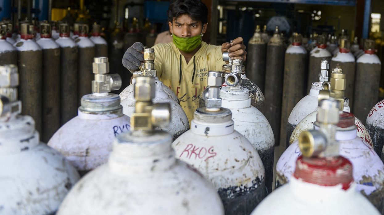 Why India is facing an oxygen crisis as COVID cases mount