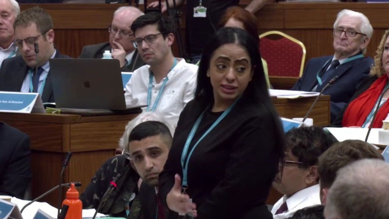 Who's going to take over as leader in Oldham?