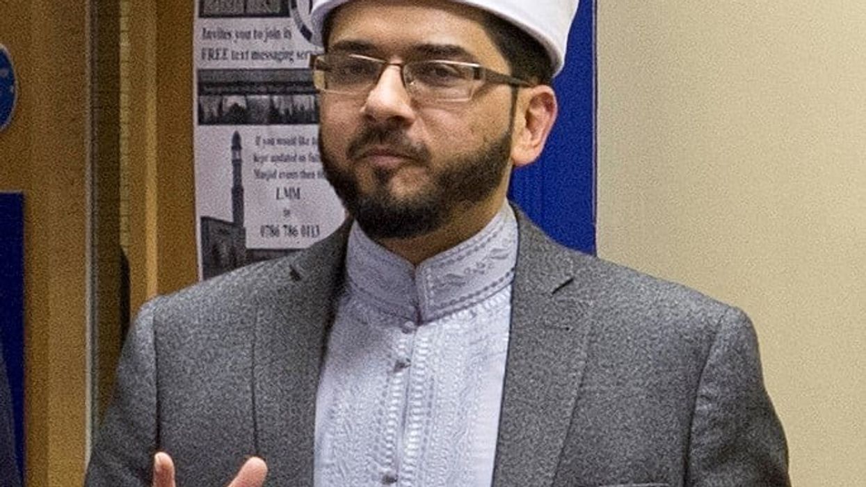 Imam urges people to stick to Covid rules over Eid celebration