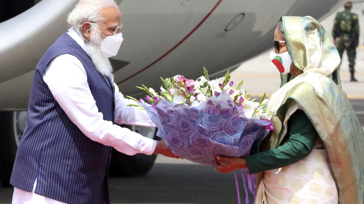 Sheikh Hasina congratulates Assam's new chief minister