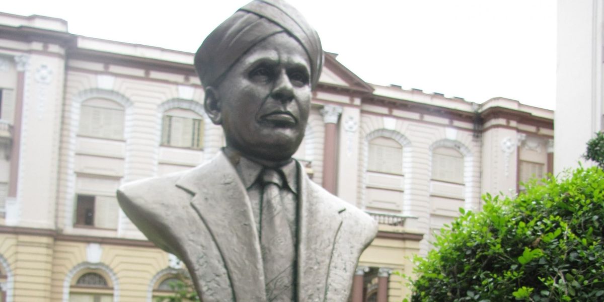 The History Corridor: Explaining the Raman effect | EasternEye