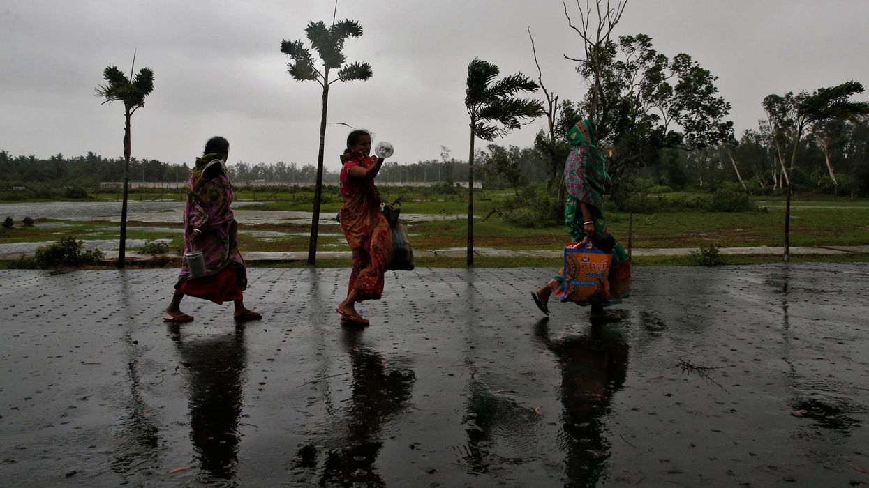Tens of thousands homeless in eastern India after cyclone batters coast